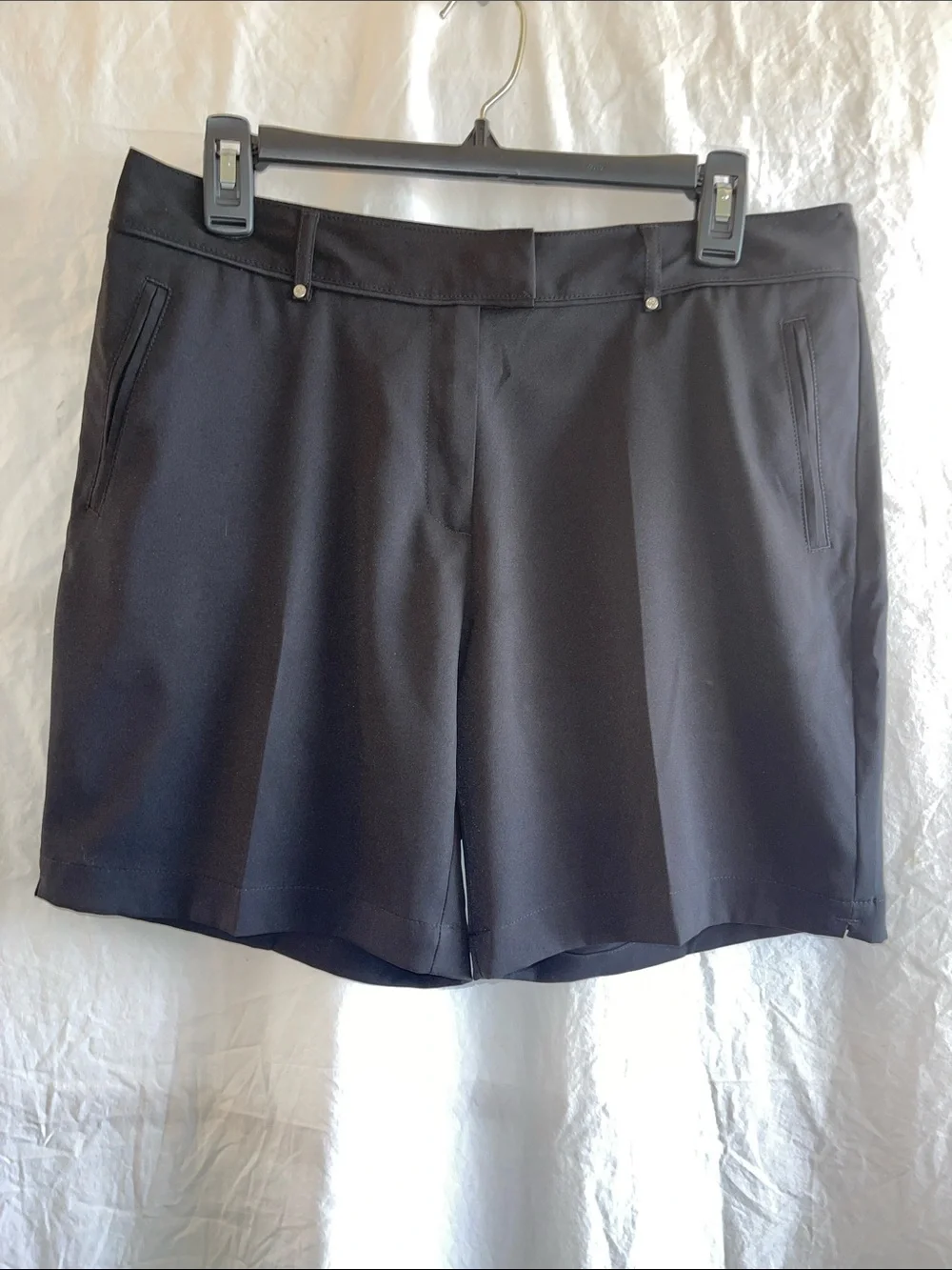 Lady Hagen Black Classic Golf Shorts Size 8